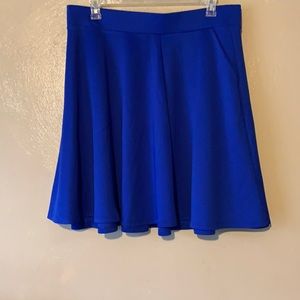 Torrid size 5X royal blue stretchy skirt pockets